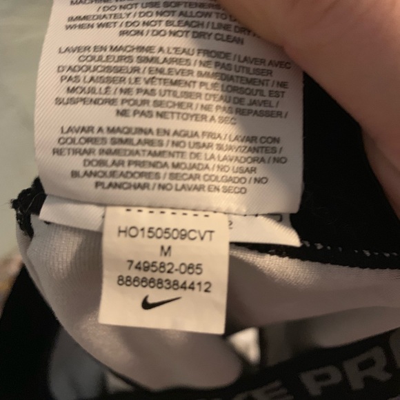 Nike pro short - Picture 2 of 3